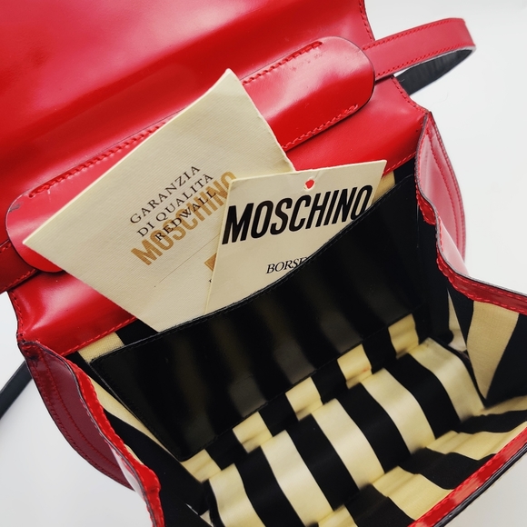 Moschino Vintage Redwall Bag - Picture 11 of 11